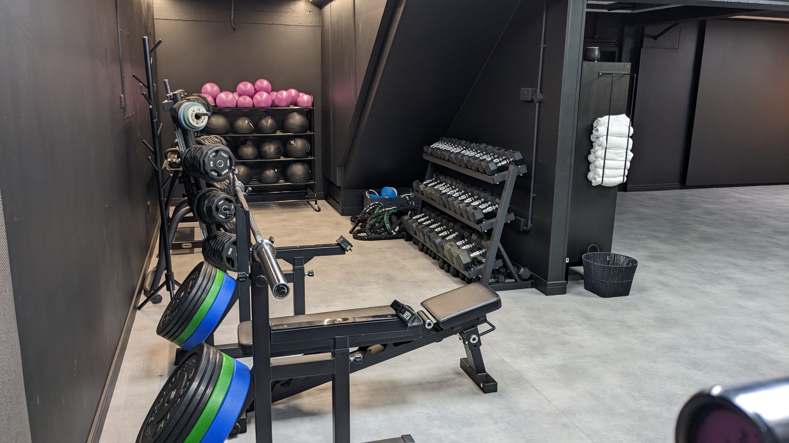 gym equipment in pt studio